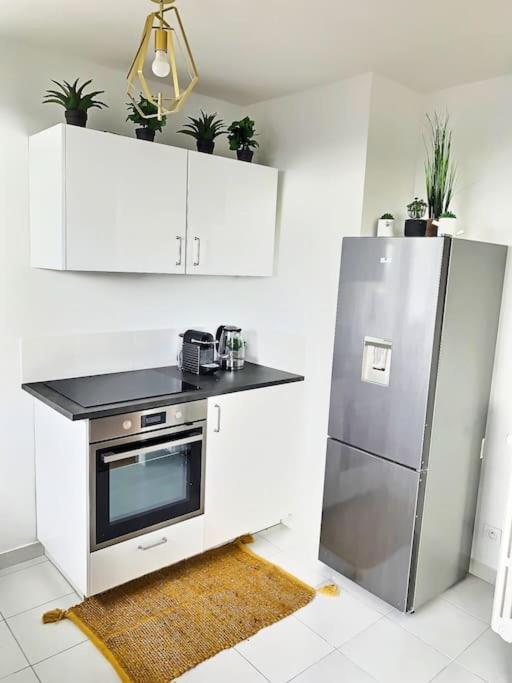 Spacieux Hyper Centre Germain Apartment *